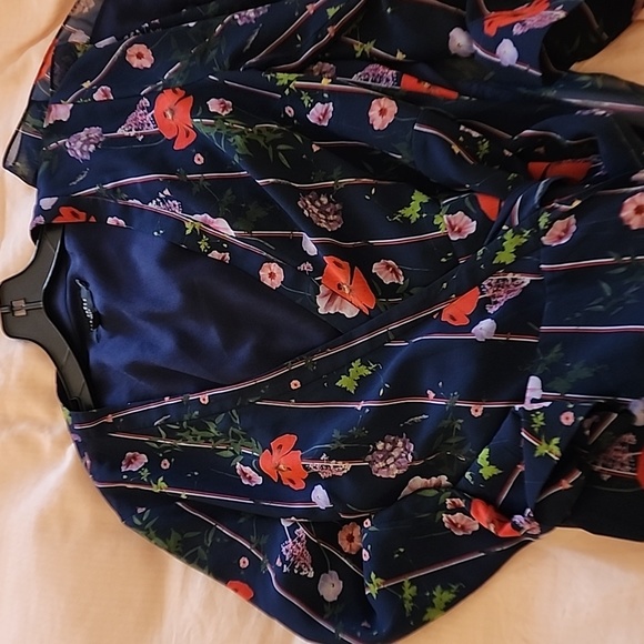 Ted Baker London Women's Blue Hedgerow Floral Stripe Wrap Dress Size 1 - Picture 2 of 6